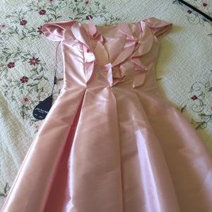 John Paul Ataker, Pink dress,36,Barbie Halloween